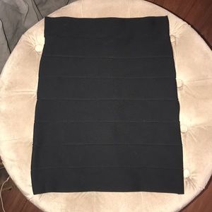 Bcbg MaxAzria ‘Simone’ skirt.